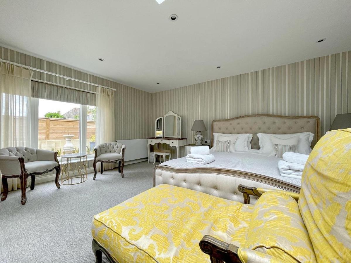 Tyndall Villa Boutique B&B บาธ ภายนอก รูปภาพ