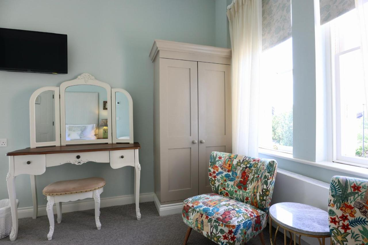 Tyndall Villa Boutique B&B บาธ ภายนอก รูปภาพ