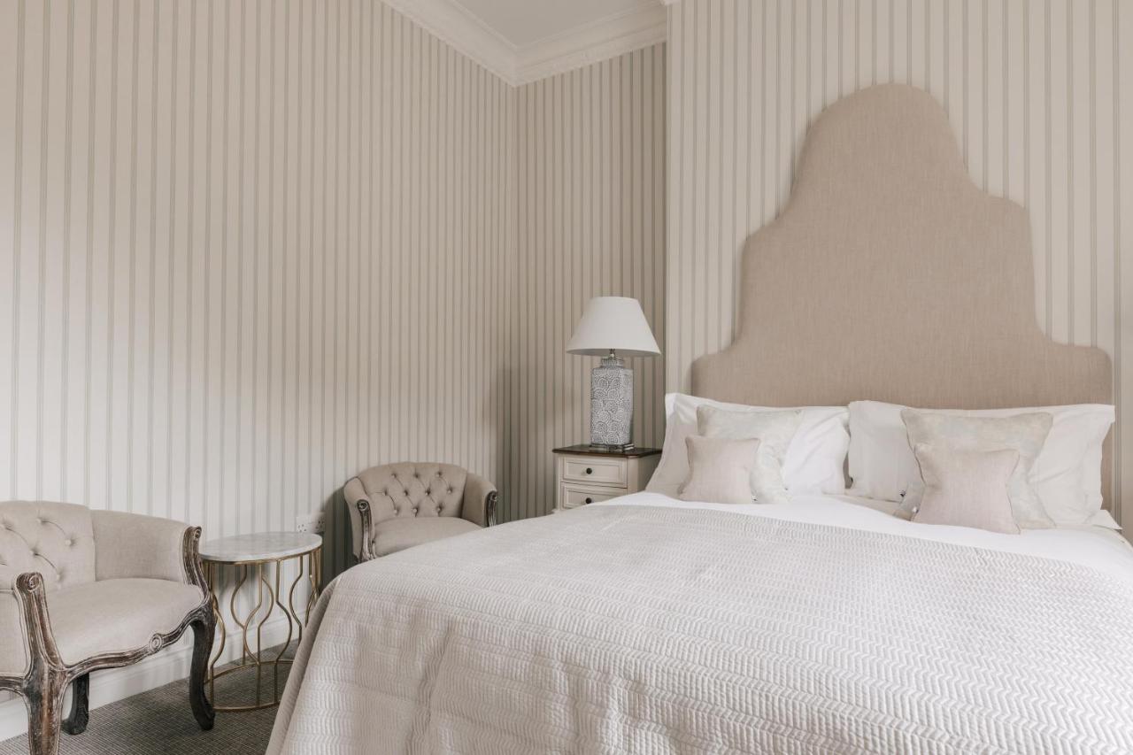Tyndall Villa Boutique B&B บาธ ภายนอก รูปภาพ